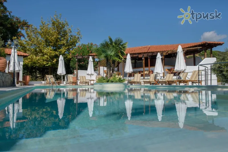 Фото отеля Pyrgos Hotel 2* Chalkidikė – Atonas Graikija išorė ir baseinai