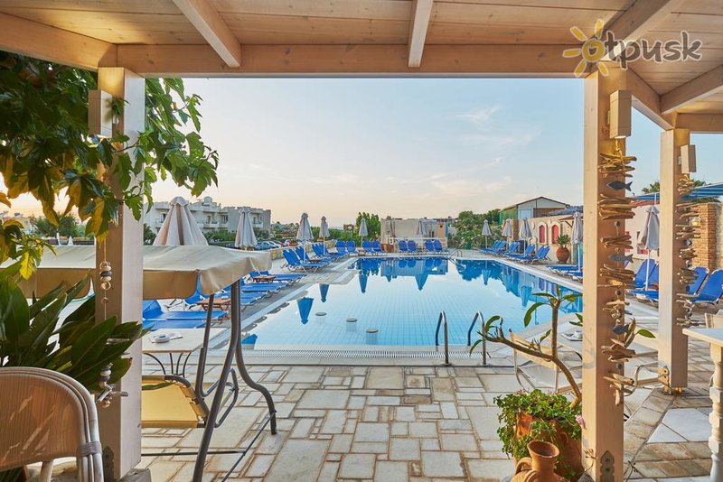 Фото отеля Golden Bay Studios & Apartments 3* о. Крит – Ираклион Греция экстерьер и бассейны