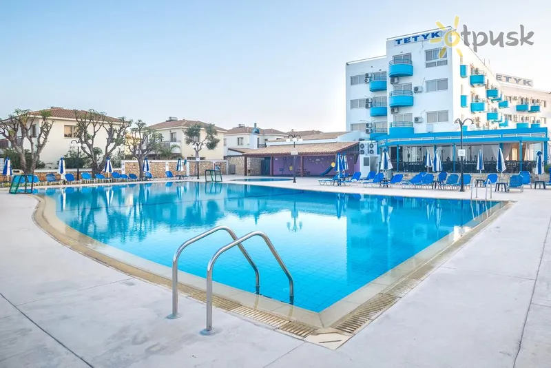 Фото отеля Tetyk Hotel 4* Protaras Kipras išorė ir baseinai