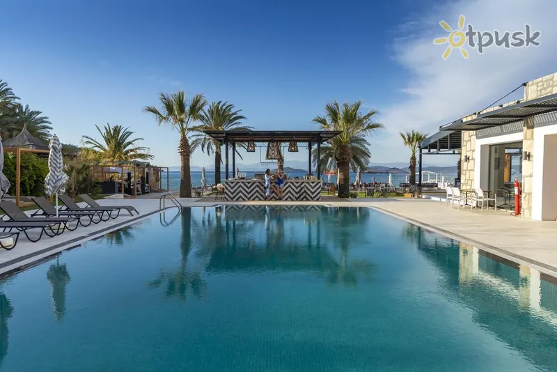 Фото отеля Moyo Luxury Boutique Hotel & Beach 5* Бодрум Турция экстерьер и бассейны