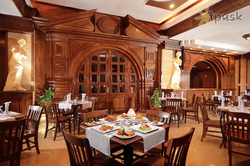 Фото отеля Albatros Alf Leila Wa Leila 4* Хургада Египет бары и рестораны