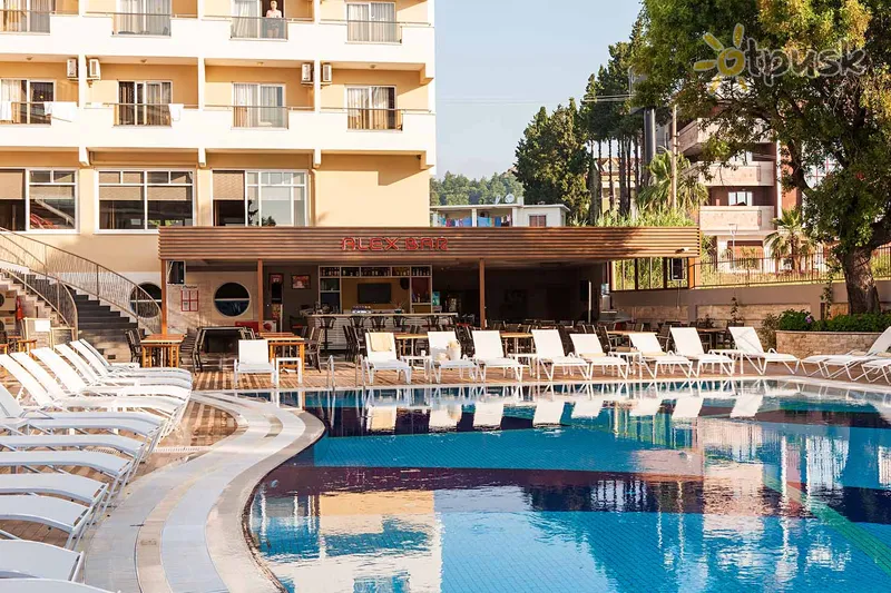 Фото отеля Prestige Garden Hotel 4* Marmarisa Turcija ārpuse un baseini