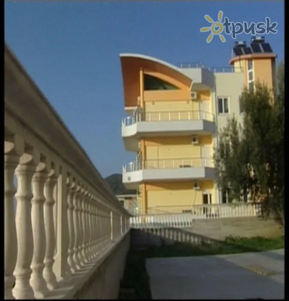Фото отеля Vila Bregdeti Hotel 3* Влера Албания экстерьер и бассейны