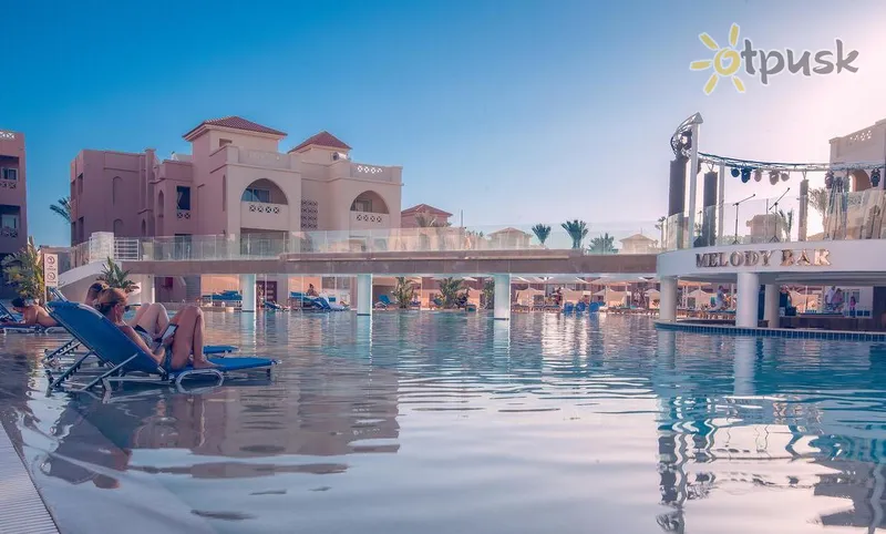 Фото отеля Albatros Aqua Blu Resort Hurghada 4* Hurgada Egiptas išorė ir baseinai