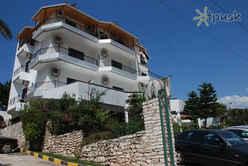 Фото отеля Freskia Hotel 3* Saranda Albanija išorė ir baseinai