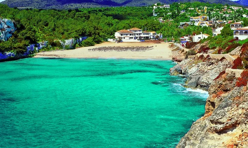 Фото отеля FlipFlop Cala Romantica 3* о. Майорка Іспанія пляж