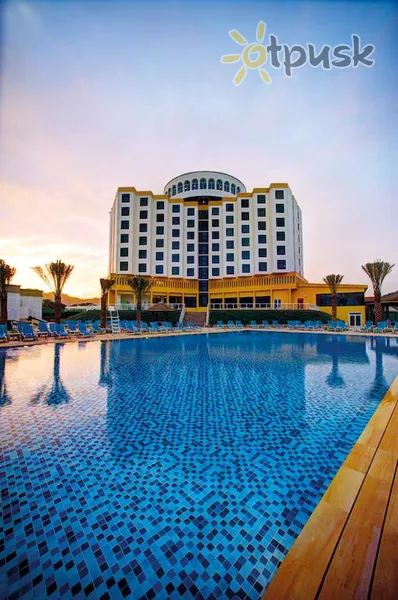 Фото отеля Oceanic Khorfakkan Resort & Spa 4* Korfakkan AAE ārpuse un baseini