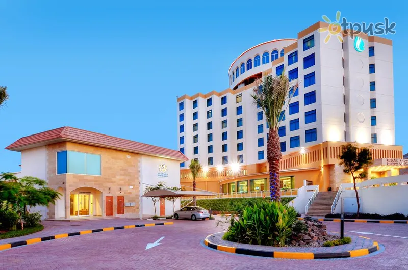 Фото отеля Oceanic Khorfakkan Resort & Spa 4* Korfakkan AAE ārpuse un baseini