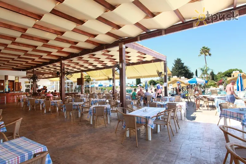 Фото отеля Makronisos Village 3* Айя Напа Кіпр бари та ресторани