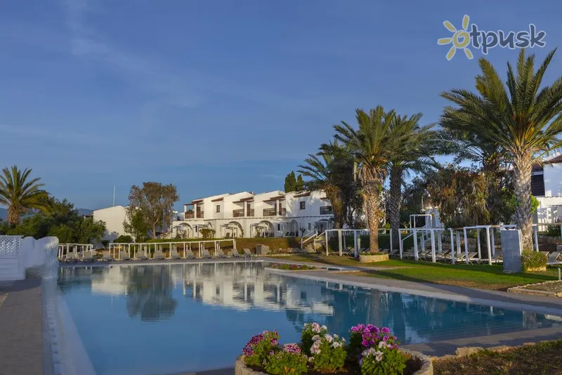 Фото отеля Latchi Family Resort 4* Пафос Кіпр екстер'єр та басейни