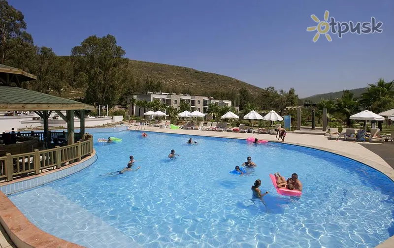 Фото отеля Crystal Green Bay Resort & Spa 5* Bodrumas Turkija išorė ir baseinai