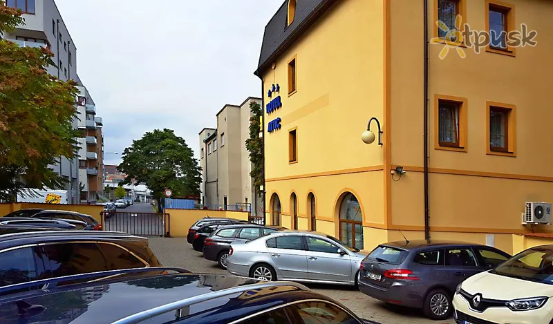 Фото отеля Attic Hotel 3* Praha Čekija išorė ir baseinai