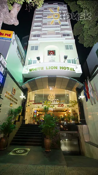 Фото отеля White Lion Hotel 3* Хошимін В'єтнам екстер'єр та басейни