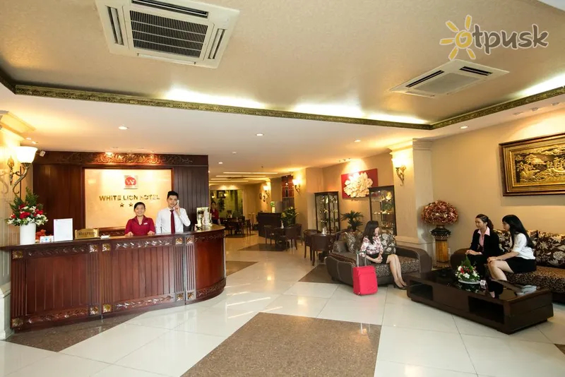 Фото отеля White Lion Hotel 3* Хошимін В'єтнам лобі та інтер'єр