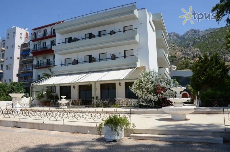 Фото отеля Mon Repos Hotel 2* Loutraki Grieķija ārpuse un baseini