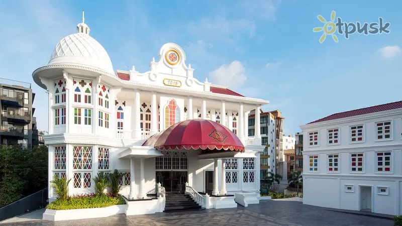 Фото отеля Movenpick Myth Patong Phuket Hotel 5* о. Пхукет Таиланд экстерьер и бассейны