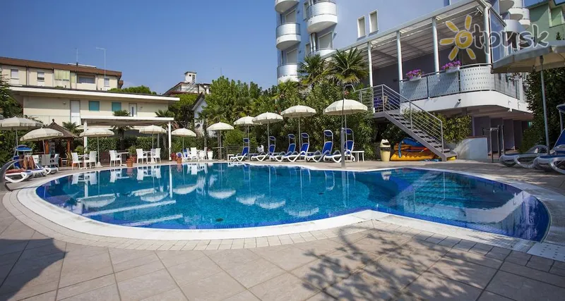 Фото отеля Helios Hotel 4* Лідо Ді Езоло Італія екстер'єр та басейни