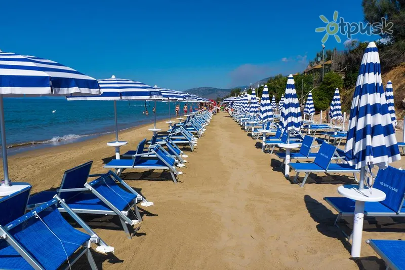 Фото отеля Holiday Village 4* Тірренське узбережжя Італія пляж