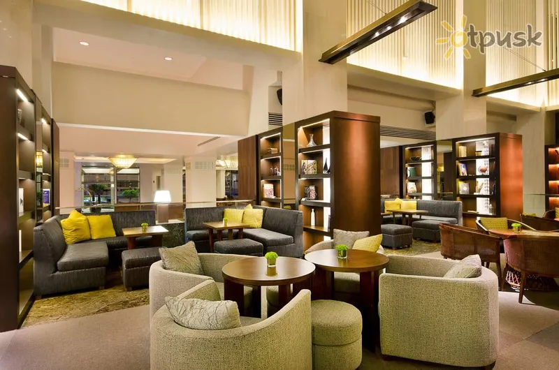 Фото отеля Hyatt Regency Kinabalu Hotel 5* Кота Кинабалу Малайзия бары и рестораны