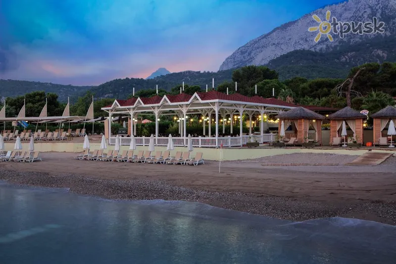 Фото отеля Crystal Flora Beach Resort HV1 Кемер Туреччина пляж