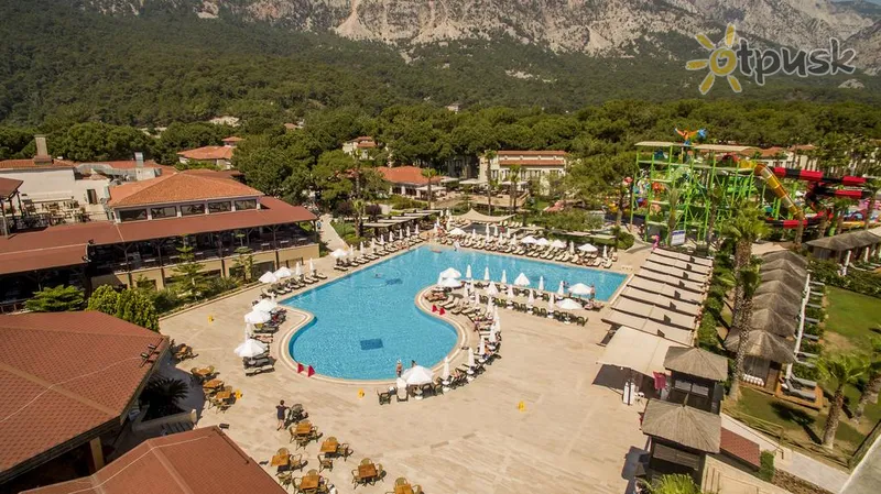 Фото отеля Crystal Flora Beach Resort HV1 Кемер Туреччина екстер'єр та басейни