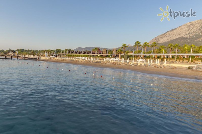 Фото отеля Crystal Flora Beach Resort HV1 Кемер Турция пляж
