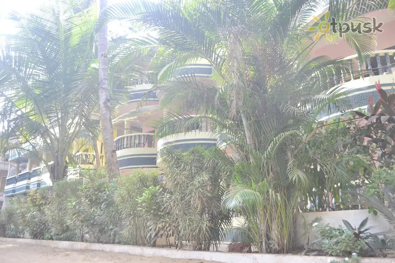 Фото отеля Ivon Guest House 1* Северный Гоа Индия экстерьер и бассейны