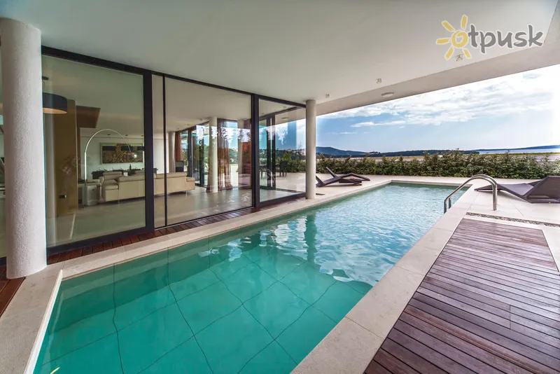 Фото отеля Golden Rays Luxury Villas 5* Примоштен Хорватія екстер'єр та басейни