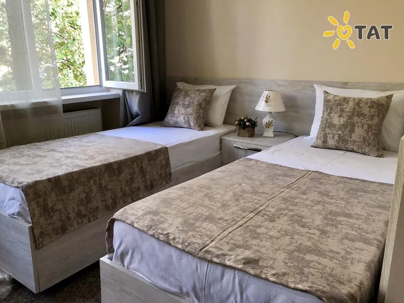 Фото отеля Leo Palace 3* Тбілісі Грузія номери