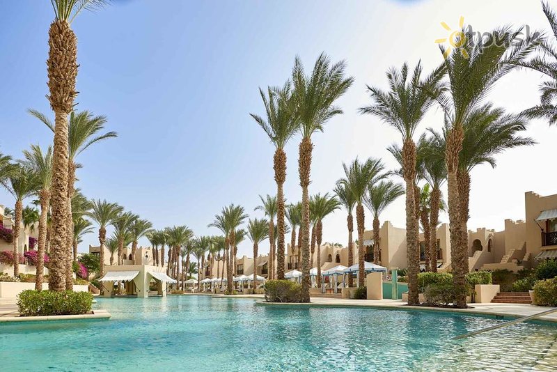Фото отеля Four Seasons Resort Sharm El Sheikh 5* Шарм ель шейх Єгипет екстер'єр та басейни