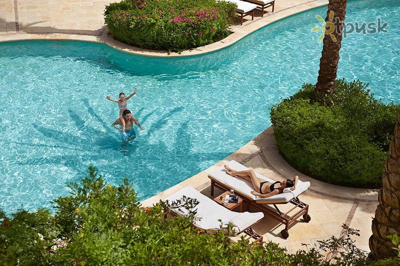 Фото отеля Four Seasons Resort Sharm El Sheikh 5* Шарм ель шейх Єгипет екстер'єр та басейни