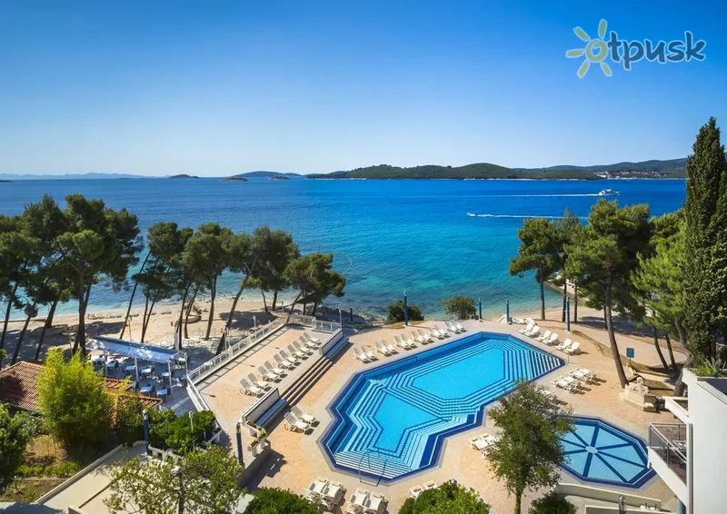 Фото отеля Aminess Grand Azur Hotel 4* Orebic Horvātija ārpuse un baseini