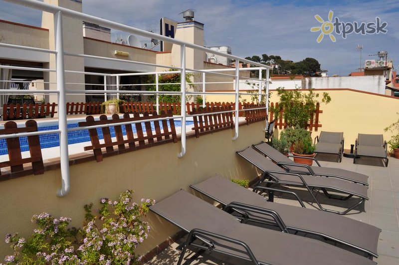 Фото отеля Hostal Vila Del Mar 2* Коста Брава Испания экстерьер и бассейны