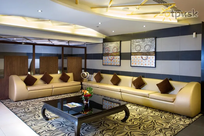 Фото отеля Al Waleed Palace Hotel Apartments - Oud Metha 4* Дубай ОАЕ лобі та інтер'єр