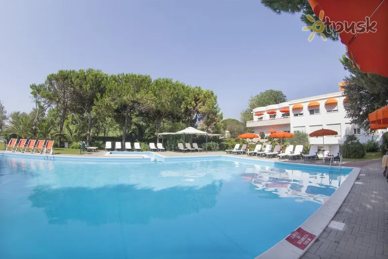 Фото отеля Capo Circeo Hotel 3* Тірренське узбережжя Італія екстер'єр та басейни