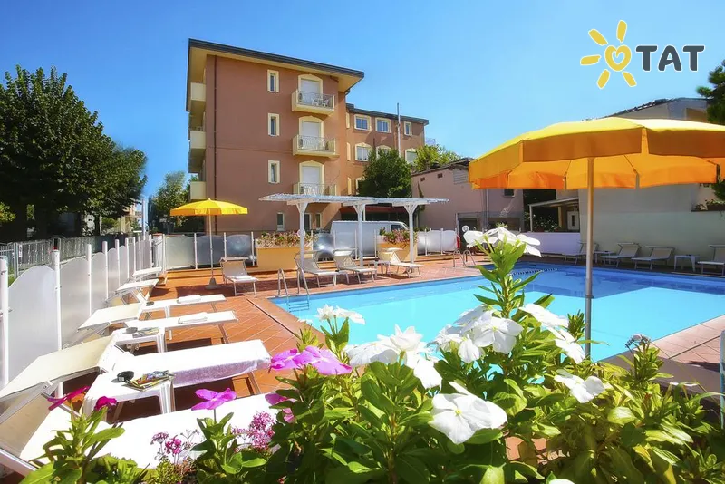 Фото отеля I Girasoli Residence 3* Ріміні Італія екстер'єр та басейни