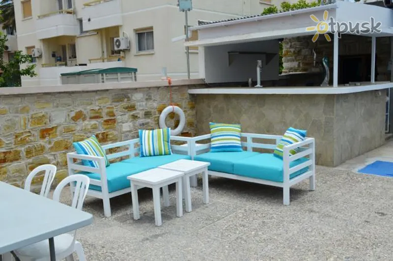Фото отеля Vergi City Hotel 2* Larnaka Kipras barai ir restoranai