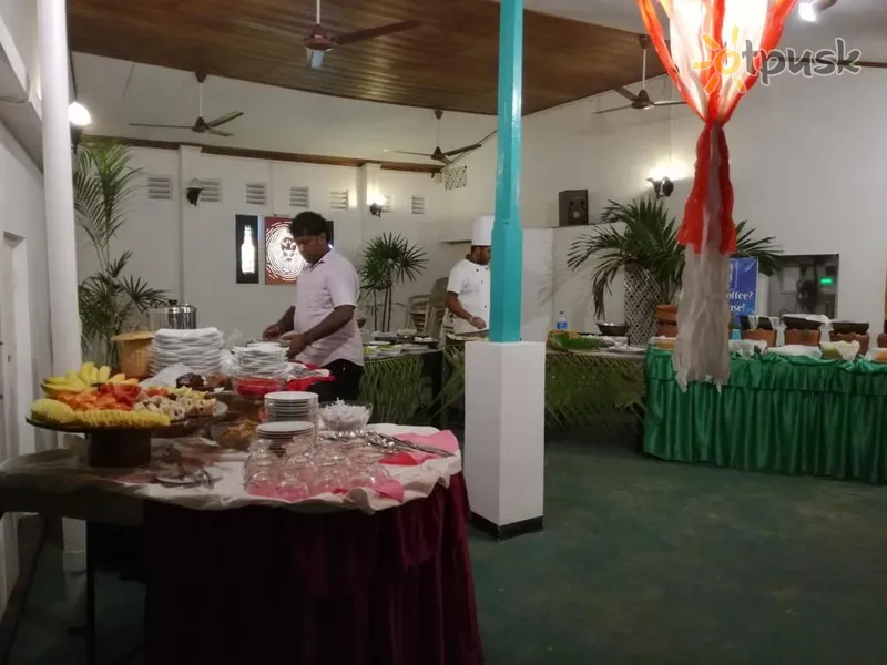 Фото отеля Susantha Garden Hotel 3* Bentota Šri Lanka barai ir restoranai
