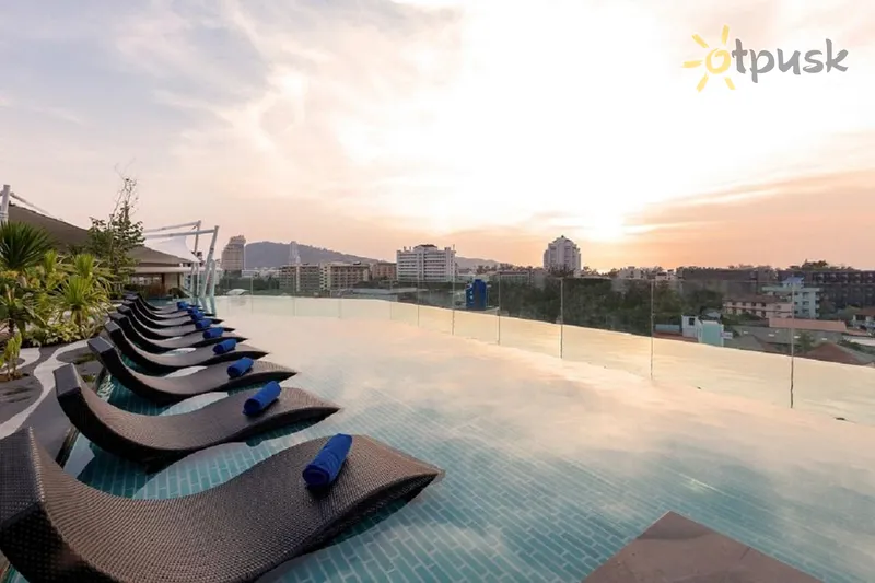 Фото отеля Journeyhub Phuket Patong 4* о. Пхукет Таїланд екстер'єр та басейни
