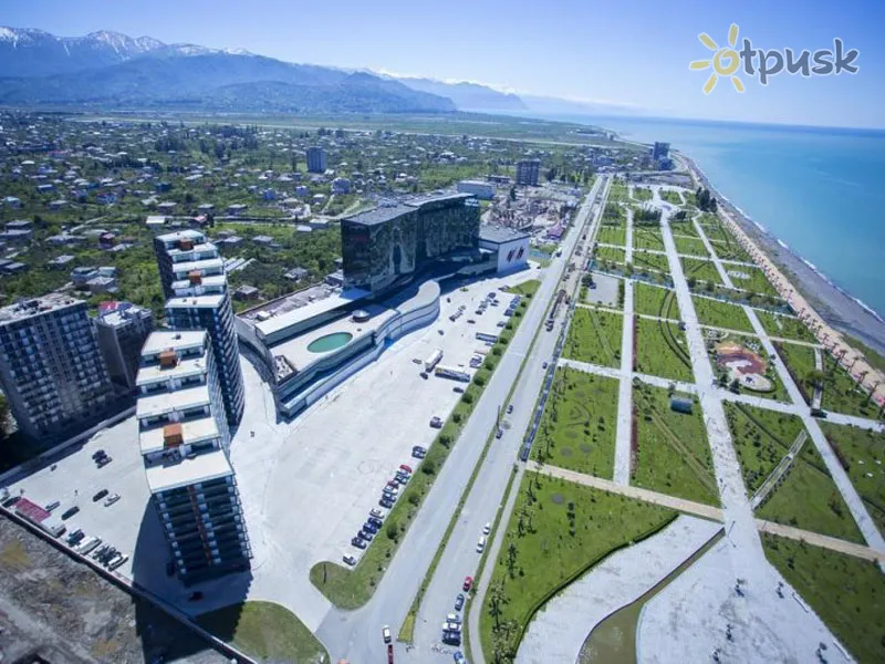 Фото отеля Euphoria Apartments & Residence 3* Batumi Gruzija ārpuse un baseini