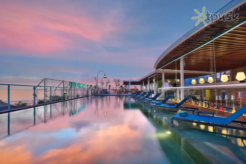 Фото отеля Aston Canggu Beach Resort 4* Kuta (Balis) Indonezija išorė ir baseinai