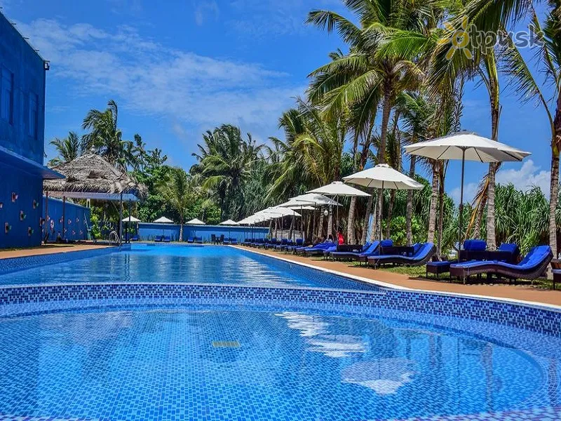 Фото отеля Jie Jie Beach by Jetwing 5* Калутара Шри-Ланка экстерьер и бассейны