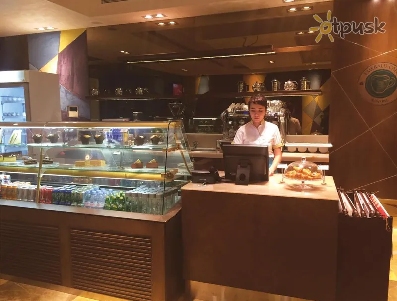 Фото отеля The Leela Hotel 4* Dubaija AAE bāri un restorāni