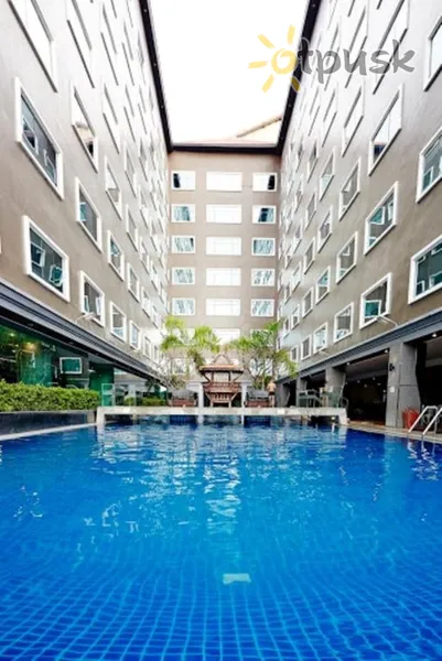 Фото отеля Ease Jomtien Hotel 3* Паттайя Таиланд экстерьер и бассейны