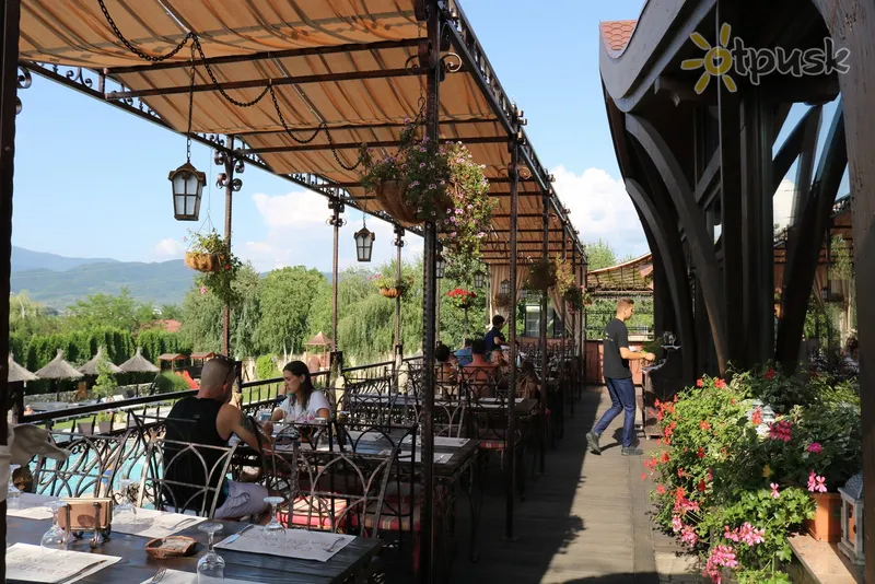Фото отеля Castel Transilvania 4* Бая-Маре Румыния бары и рестораны
