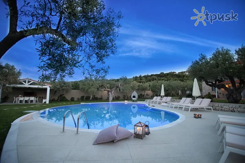 Фото отеля Premium Villa 4* Halkidiki — Kasandra Grieķija ārpuse un baseini