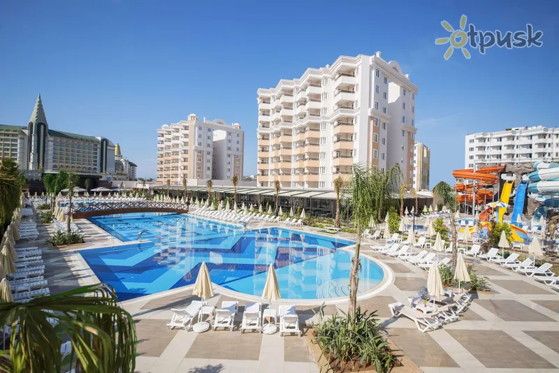 Фото отеля Ramada Resort by Wyndham Lara 5* Анталія Туреччина екстер'єр та басейни