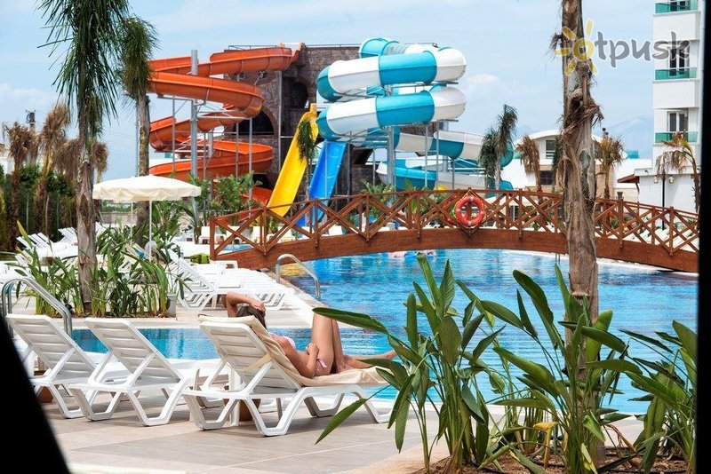Фото отеля Ramada Resort by Wyndham Lara 5* Анталия Турция аквапарк, горки