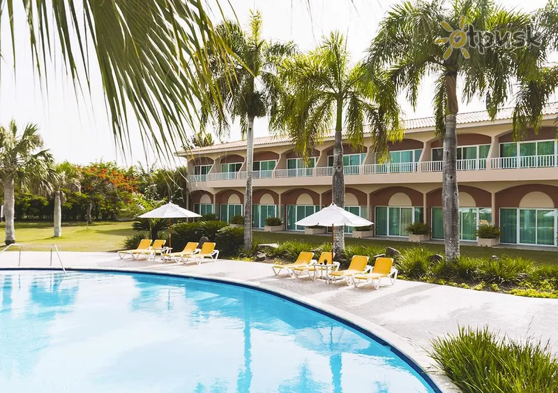 Фото отеля Hodelpa Garden Suites Golf & Beach Club 4* Хуан Доліо Домінікана екстер'єр та басейни