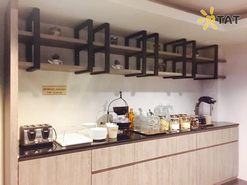 Фото отеля Silla loft 3* о. Пхукет Таиланд бары и рестораны